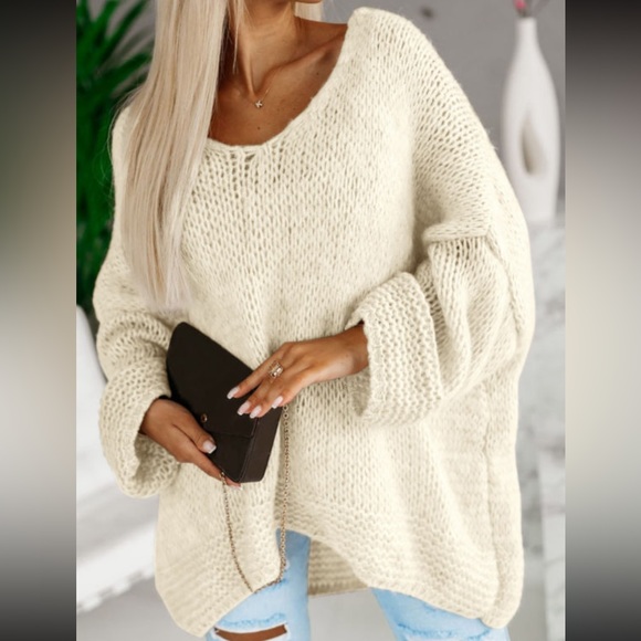 ONLY 1 LEFT! 🎁Apricot Solid Color Loose Knitted V Neck Versatile Lightweight - Picture 3 of 12
